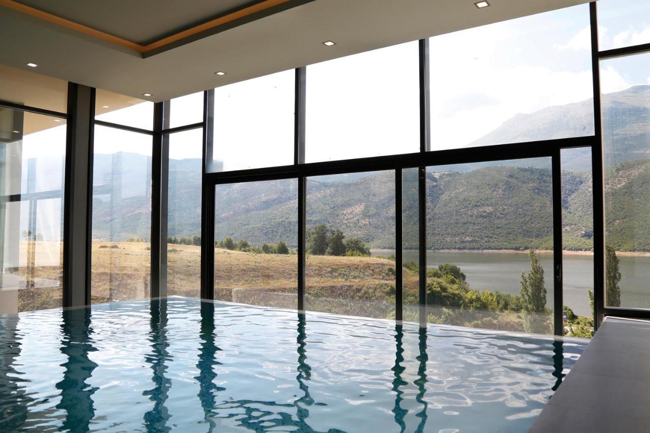 Hotel Lakeside Vermice Екстериор снимка