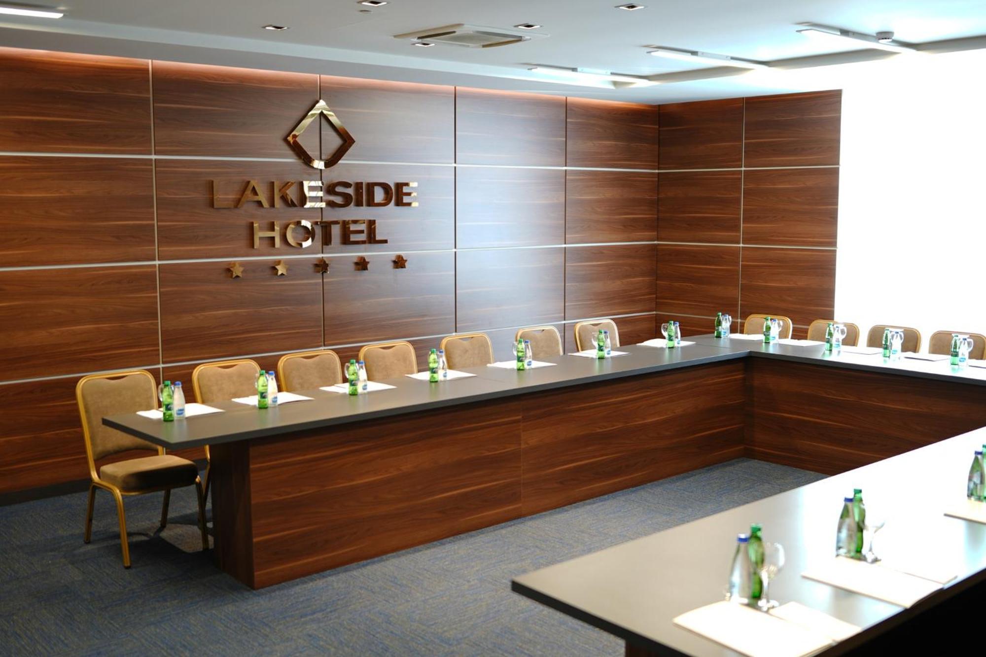 Hotel Lakeside Vermice Екстериор снимка